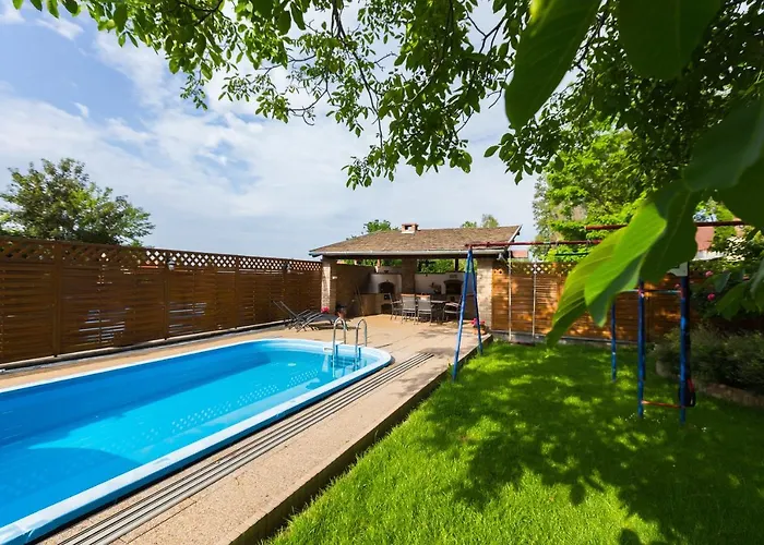 Lubi Lägenhet Balatonboglár